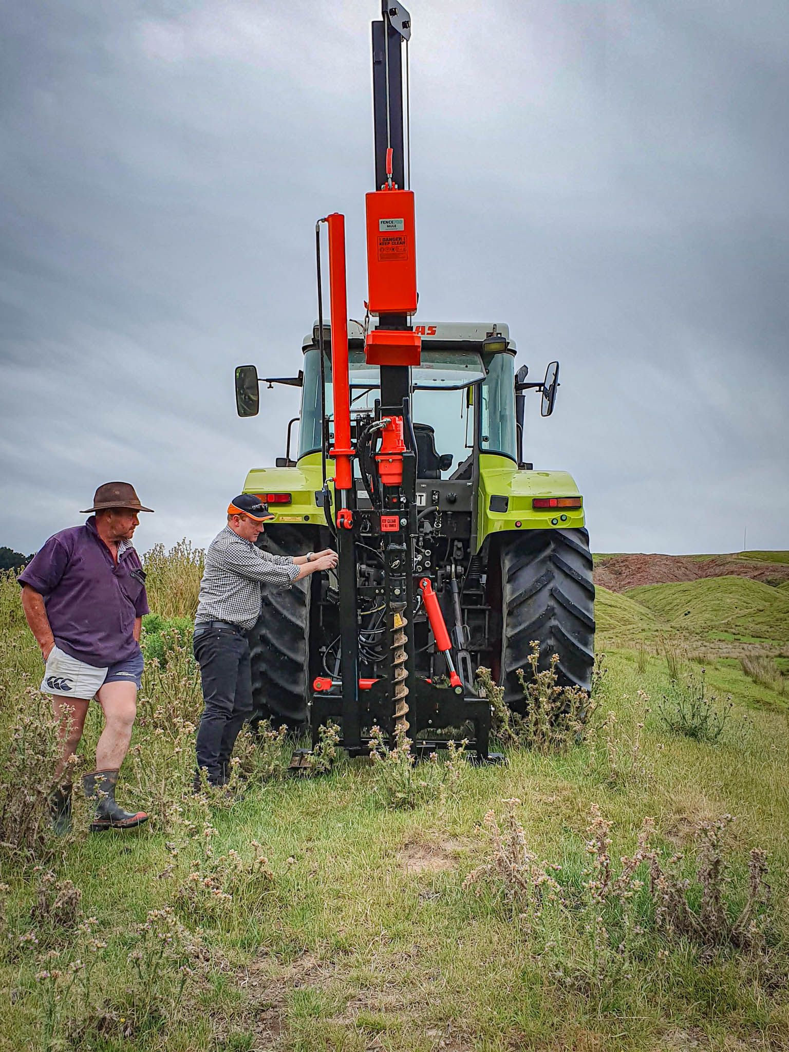 4.0m FencePro Mule post driver drilling a post pilot hole with rock drill 